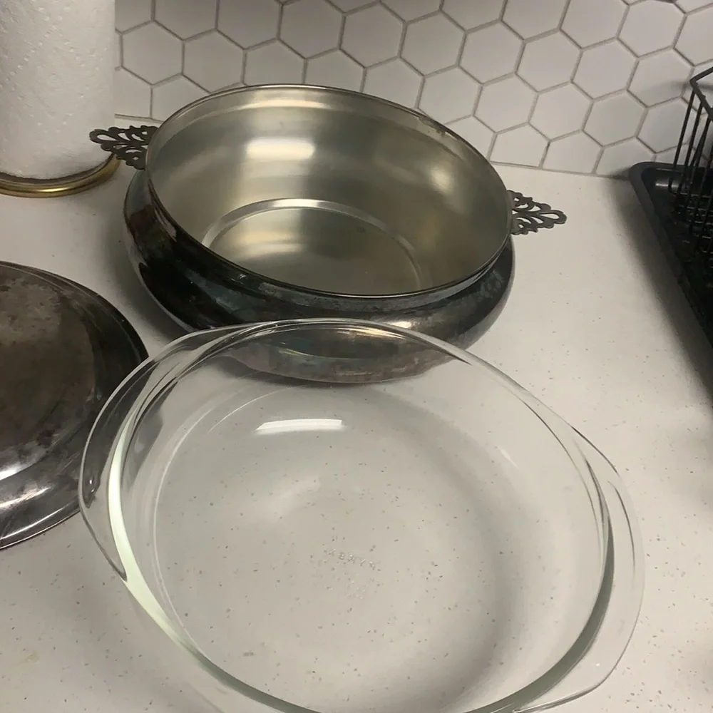 The sheffield silver company covered‎ dish silver